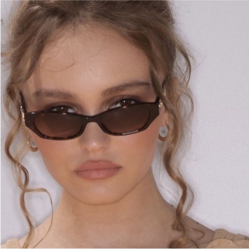 New Rare CHANEL Sunglasses Rectangle A71280 - Picture 2 of 16